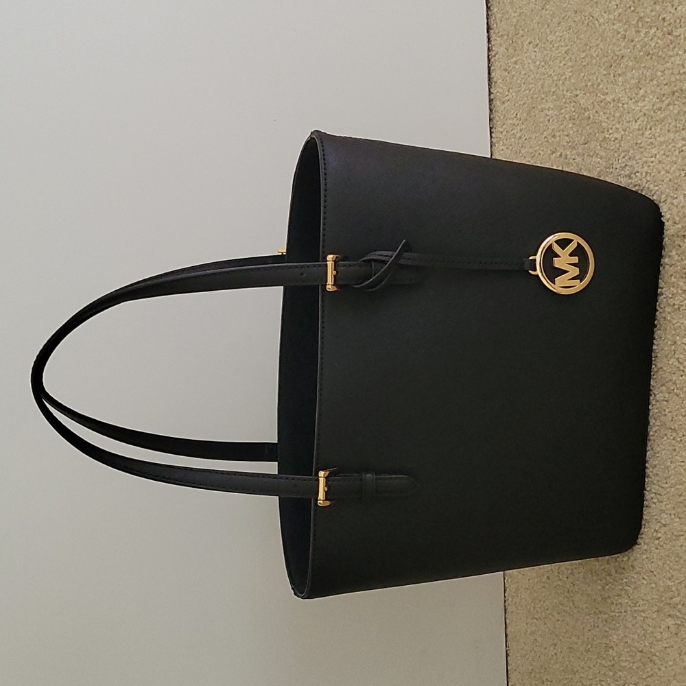 Michael Kors black bag - Picture 2 of 3